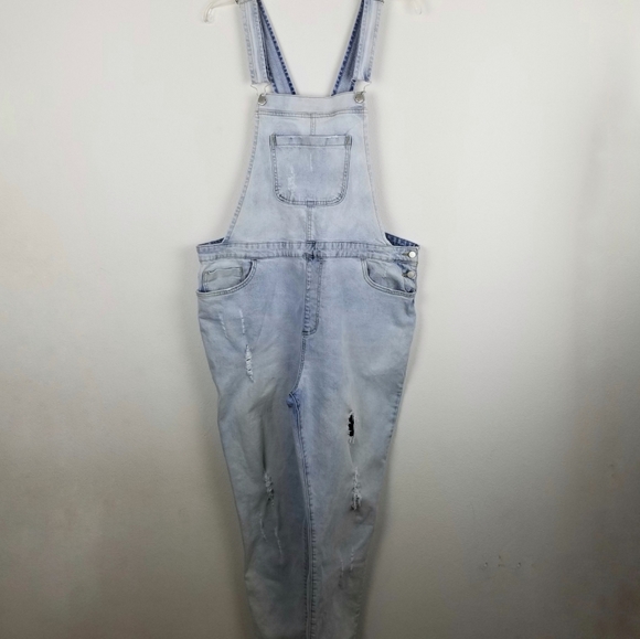Forever 21 Pants - Forever 21 Plus Size 3X Distressed Bib Overalls